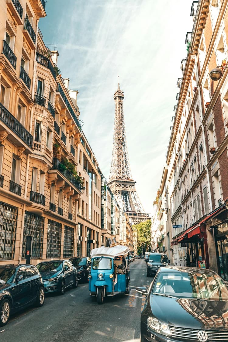 Paris Getaway image